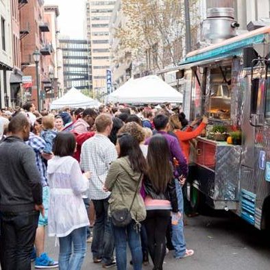 How Participating in Food Truck Festivals Can Help Your Restaurant